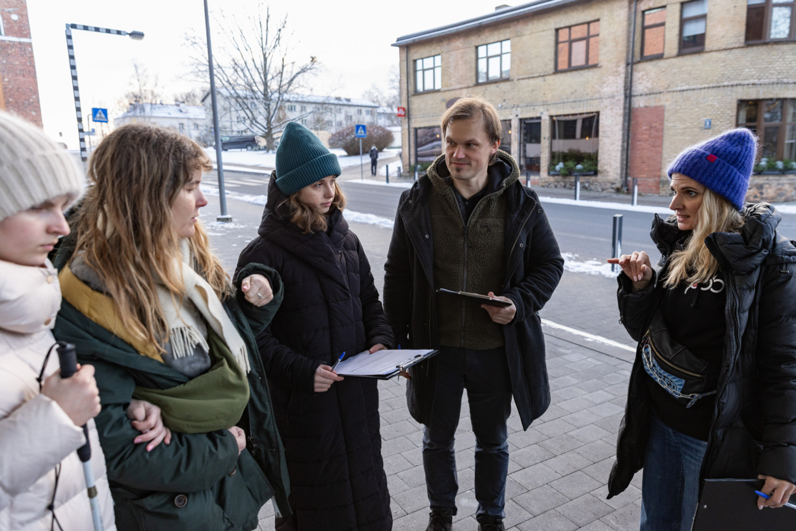 KM semināra par kultūras piekļūstamību "Cik piekļūstami mēs esam?" norise Valmieras pilsētvidē