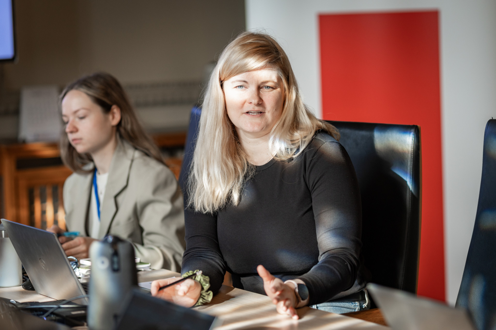 Medijpratības partneru sanāksmes norise un dalībnieki KM Lielajā zālē