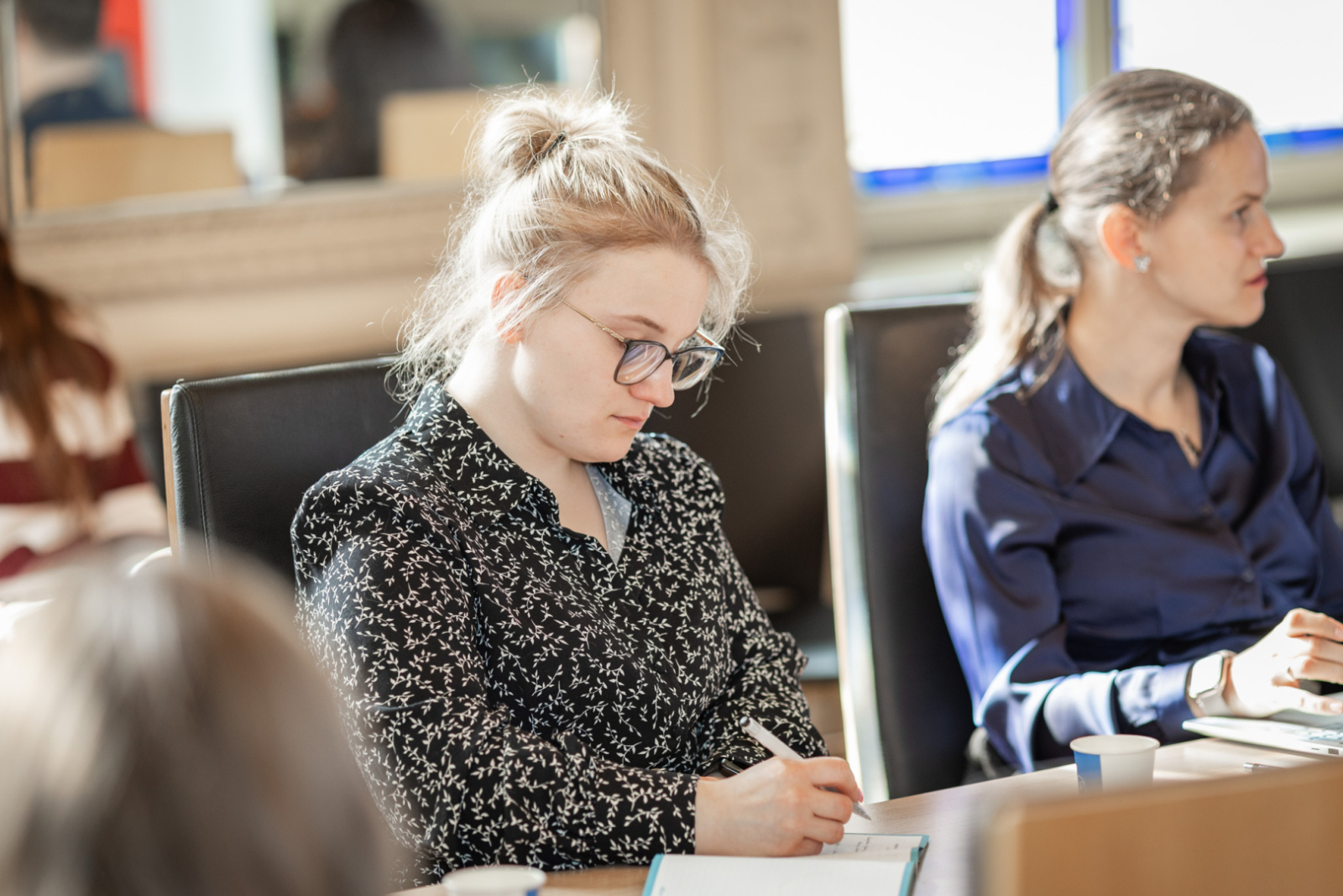 Medijpratības partneru sanāksmes norise un dalībnieki KM Lielajā zālē