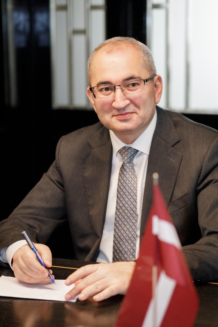 Tikšanās ar Azerbaidžānas vēstnieku Latvijā V.E. Elnuru Sultanovu (H. E. Mr Elnur Sultanov)