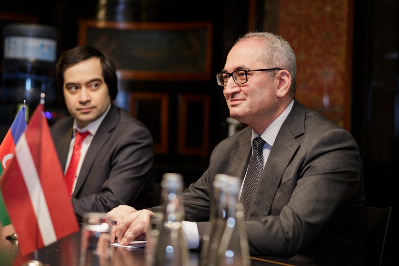 Kultūras ministrs Nauris Puntulis tiekas ar Azerbaidžānas Republikas vēstnieku Latvijā V.E. Elnuru Sultanovu (Elnur Sultanov)