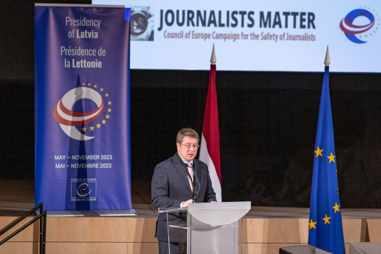 Konference “Spalva varenāka par zobenu? Risinot mūsdienu izaicinājumus vārda brīvības un žurnālistu drošības jomā”