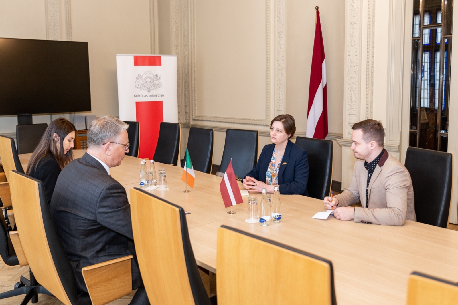 Tikšanās ar ar Īrijas vēstnieci Latvijā V.E. Īmeru Frīlu (H.E. Ms Eimear Friel)