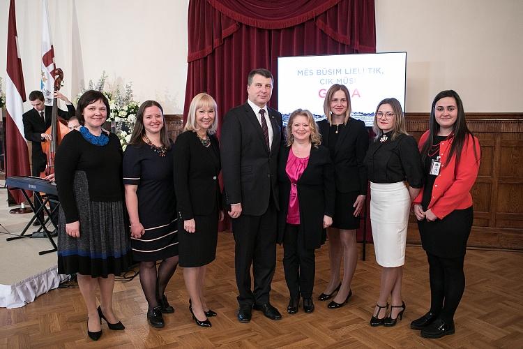 Valsts prezidenta Raimonda Vējoņa un kultūras ministres Daces Melbārdes tikšanās ar Latvijas valsts simtgades norišu organizatoriem