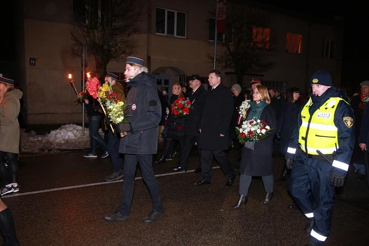 Latviešu Pagaidu Nacionālajai padomei - 100