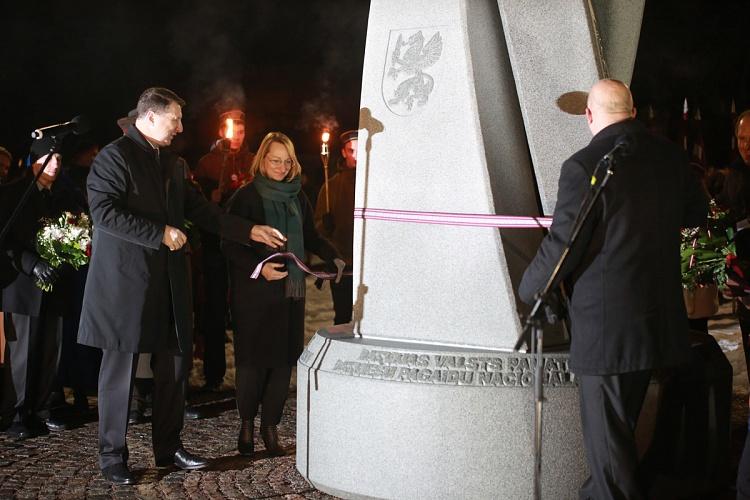 Latviešu Pagaidu Nacionālajai padomei - 100