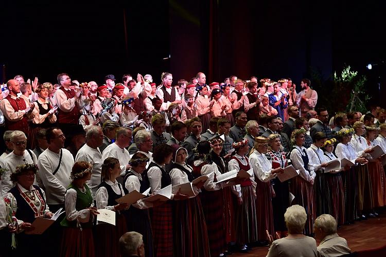 Eslingenas Dziesmu svētkiem 70