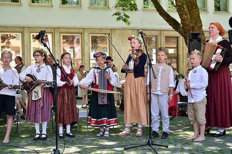 Eslingenas Dziesmu svētkiem 70