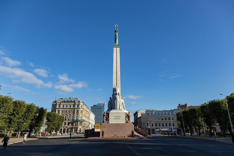 Brīvības pieminekļa atklāšana pēc restaurācijas un apkopes darbiem