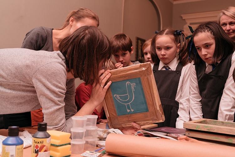 Latvijas dalība Londonas grāmatu tirgū 2017.gadā ar nacionālo stendu