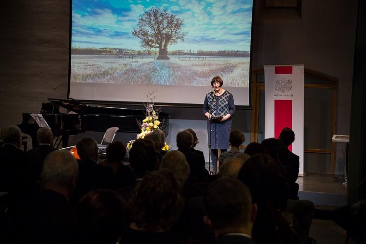 Kultūras ministrijas un Ministru kabineta Atzinības rakstu pasniegšana