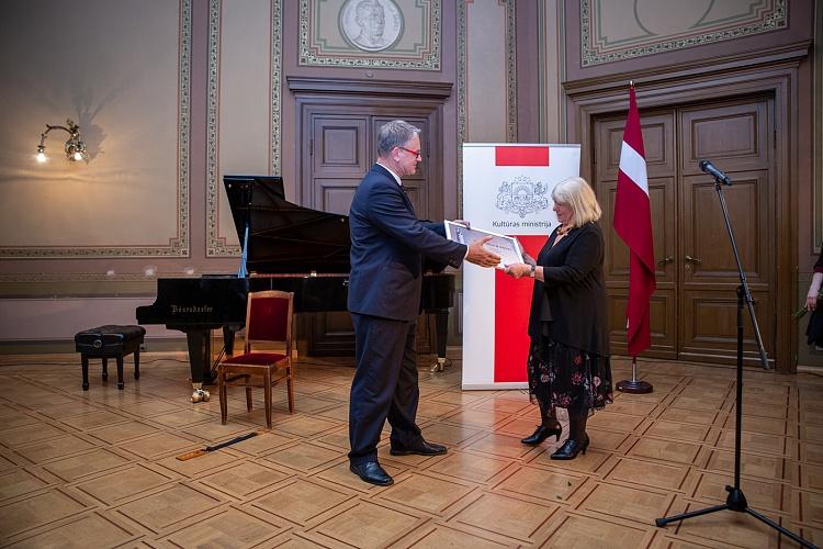 KM un MK Atzinības rakstu pasniegšanas ceremonija
