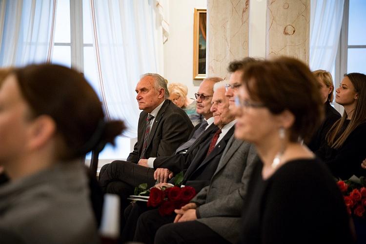 KM Atzinības rakstu pasniegšanas ceremonija.