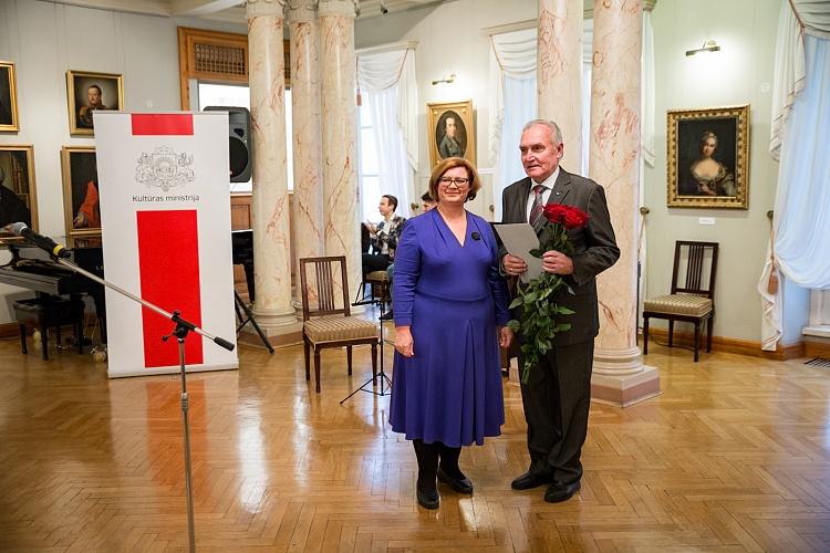 KM Atzinības rakstu pasniegšanas ceremonija.