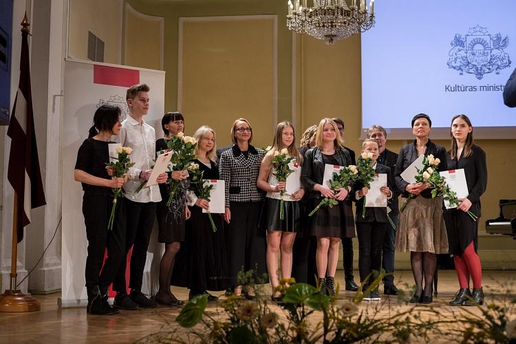 KM pateicības rakstu un Cimzes balvas pasniegšanas ceremonija kulturizglītības iestāžu audzēkņiem un pedagogiem