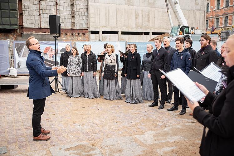 Latvijas Okupācijas muzeja „Nākotnes nama” spāru svētki