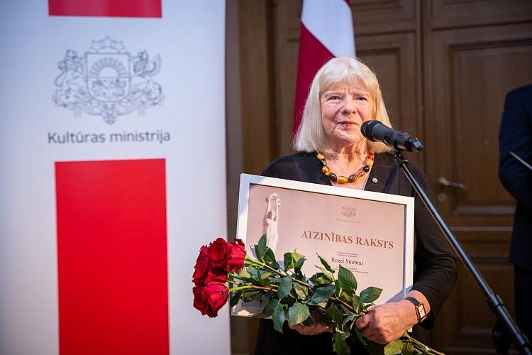 KM un MK Atzinības rakstu pasniegšanas ceremonija