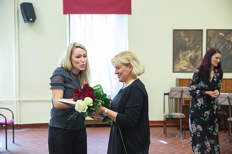 Pateicības rakstu pasniegšana muzeju speciālistiem, kuri muzeju jomā strādā 25 gadus