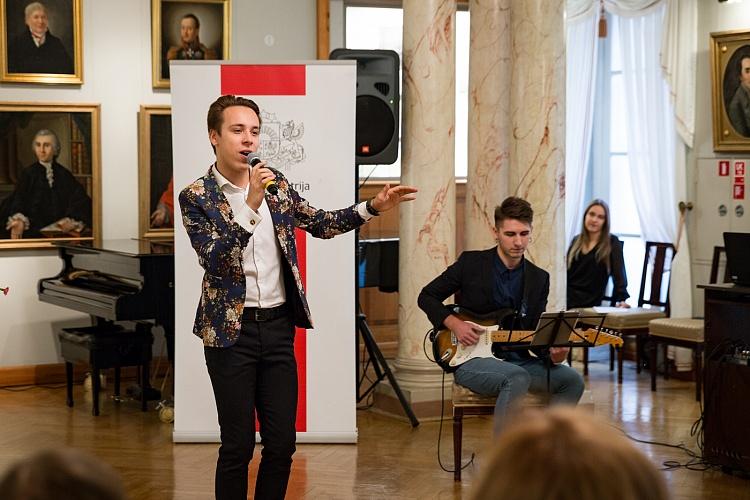 KM Atzinības rakstu pasniegšanas ceremonija.