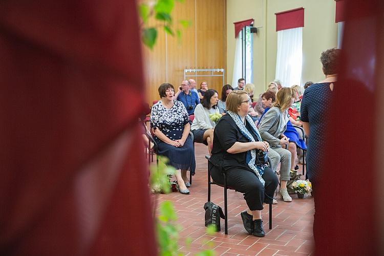 Pateicības rakstu pasniegšana muzeju speciālistiem, kuri muzeju jomā strādā 25 gadus