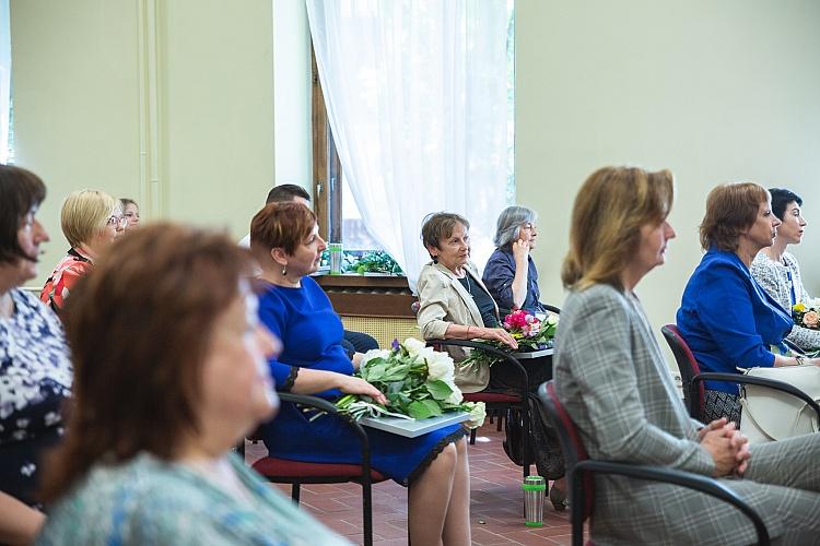 Pateicības rakstu pasniegšana muzeju speciālistiem, kuri muzeju jomā strādā 25 gadus