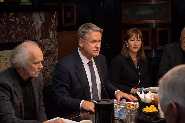 Kultūras ministrs tiekas ar arhitektūras nozares pārstāvjiem