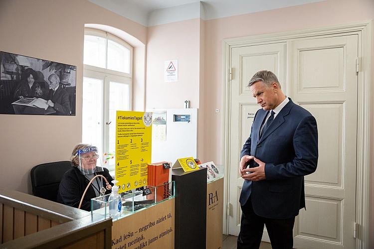 Apmeklētājiem atvērta Raiņa un Aspazijas māja Rīgā