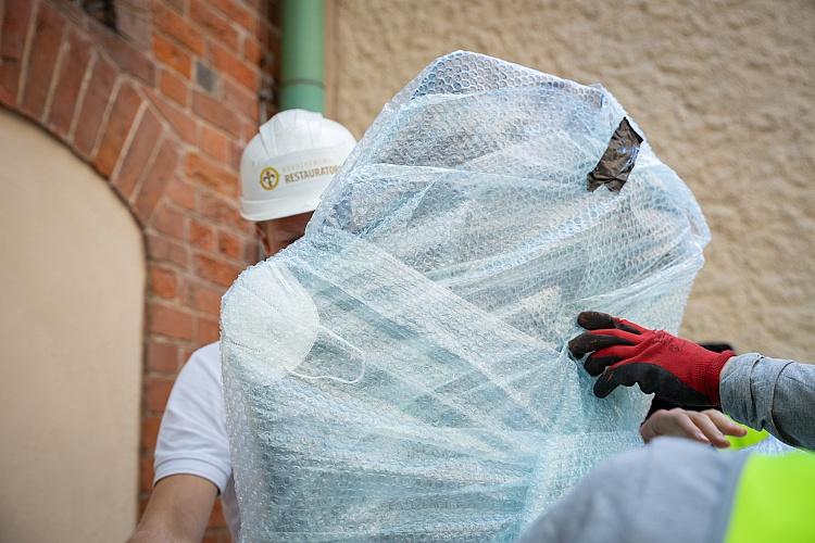 Sv. Jēkaba katedrāles torņa atjaunotā gaiļa svinīgās uzstādīšanas pasākums