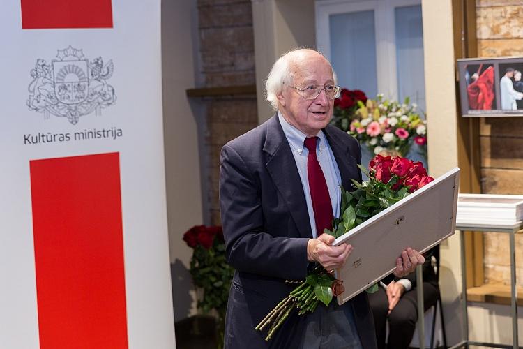 Ministru kabineta Atzinības rakstu pasniegšanas ceremonija