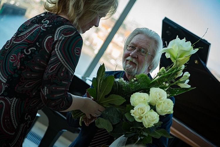 KM atzinības rakstu pasniegšanas ceremonija