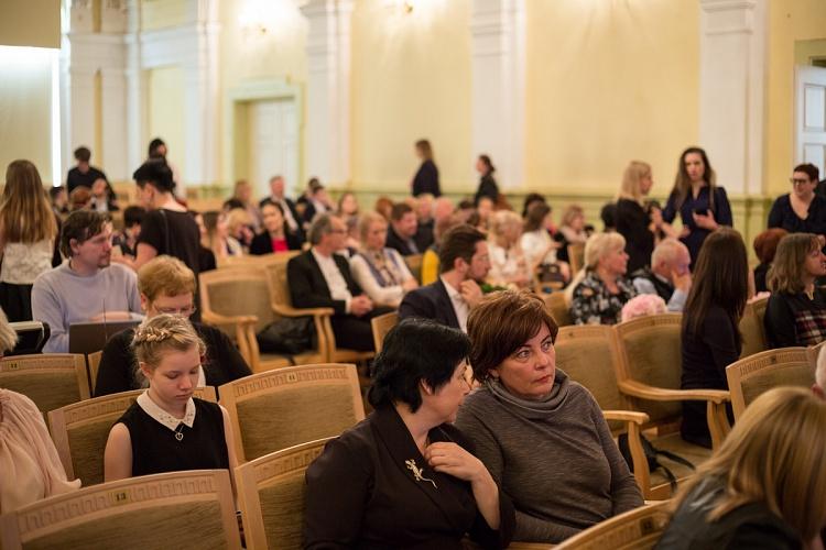 KM pateicības rakstu un Cimzes balvas pasniegšanas ceremonija kulturizglītības iestāžu audzēkņiem un pedagogiem