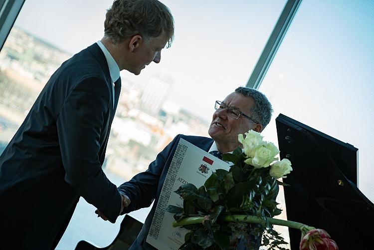 KM atzinības rakstu pasniegšanas ceremonija