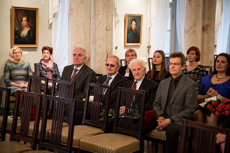 KM Atzinības rakstu pasniegšanas ceremonija.