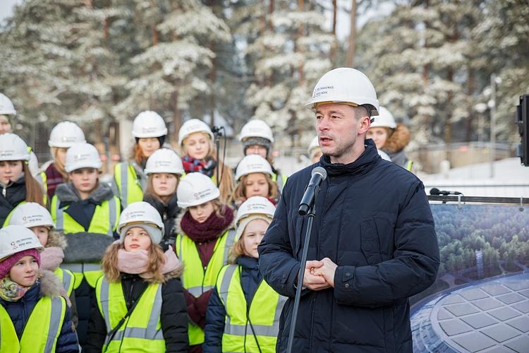 Mežaparka Lielās estrādes kapsulas nākamajām paaudzēm iebetonēšanas pasākums