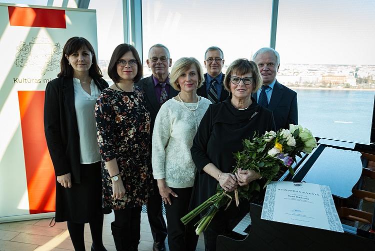 KM atzinības rakstu pasniegšanas ceremonija