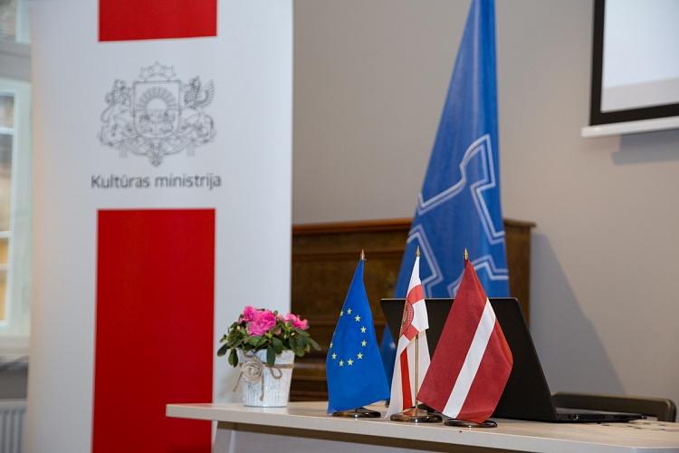 Līguma parakstīšana par Ziemeļkurzemes kultūrvēsturiskā un dabas mantojuma saglabašanu