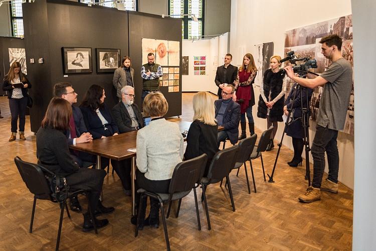 Līguma parakstīšana par projekta ''Jēkaba ceļa kultūras mantojuma un mākslas jaunrades magnēti'' īstenošanu