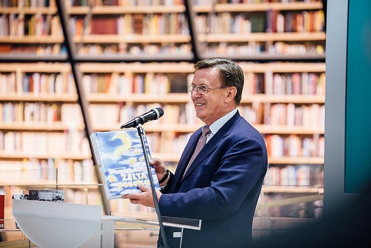Latvijas valsts simtgades gada svinīgā atklāšana