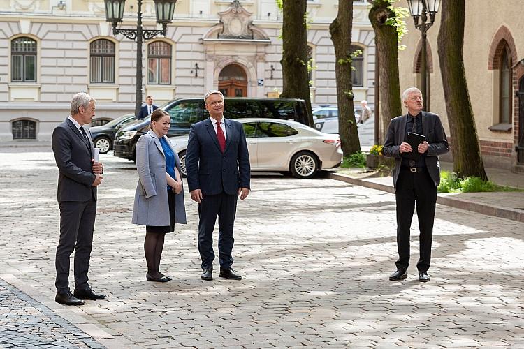 Sv. Jēkaba katedrāles torņa atjaunotā gaiļa svinīgās uzstādīšanas pasākums