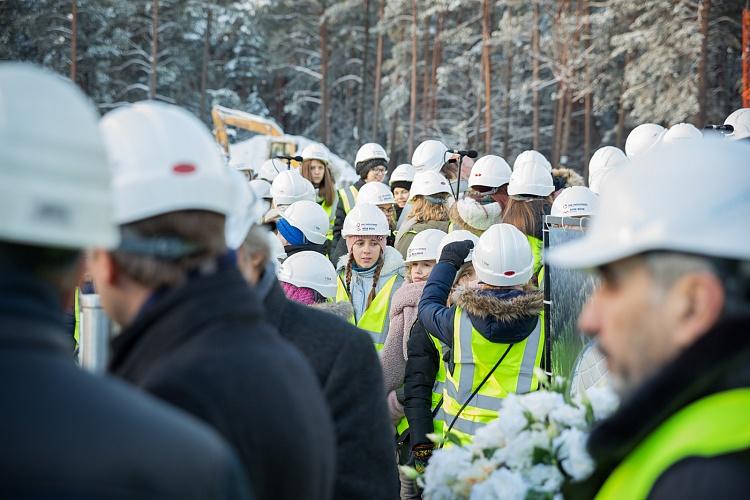 Mežaparka Lielās estrādes kapsulas nākamajām paaudzēm iebetonēšanas pasākums