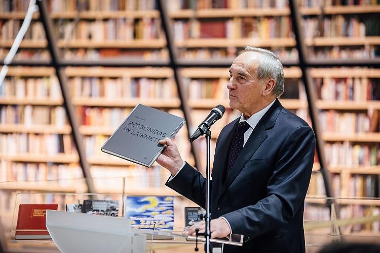 Latvijas valsts simtgades gada svinīgā atklāšana