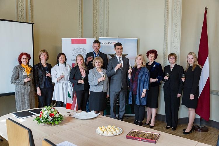 Latvija un Itālija noslēdz vienošanos par sadarbību kultūrā, izglītībā un zinātniskajā darbībā