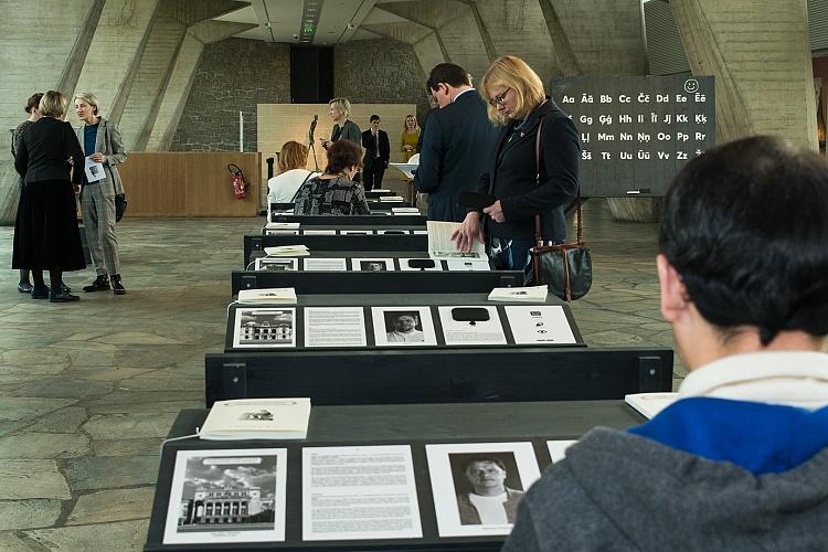 Francijā tiek atklāta audiovizuāla instalācija “Latvijas kultūras alfabēts”