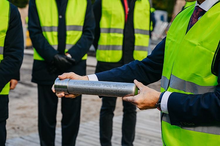 Koncertdārza "Pūt, vējiņi" pamatakmens ielikšanas svinīgais pasākums