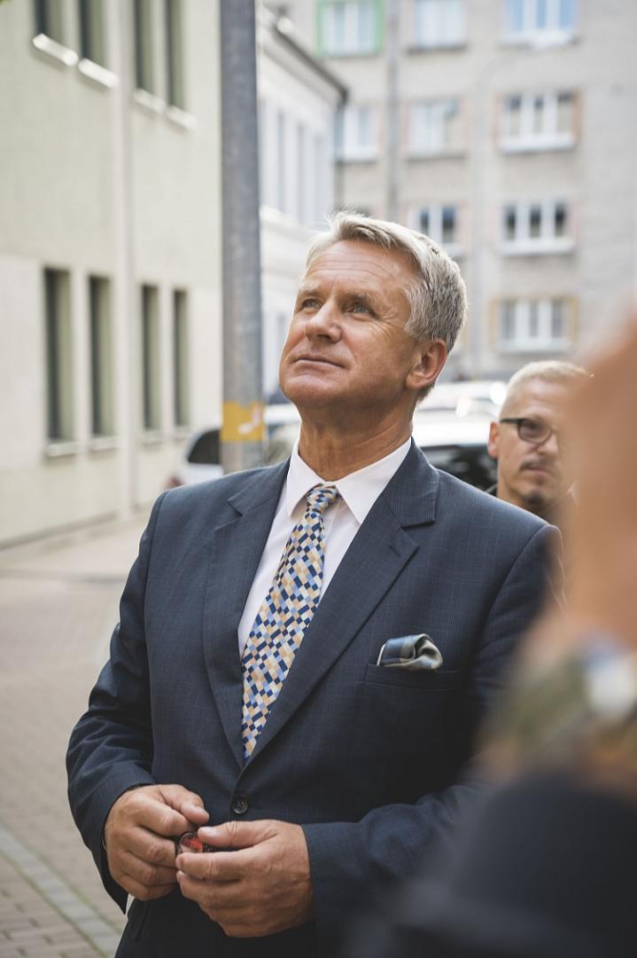 Kultūras ministrs apmeklē Liepājas Mūzikas, mākslas un dizaina vidusskolu