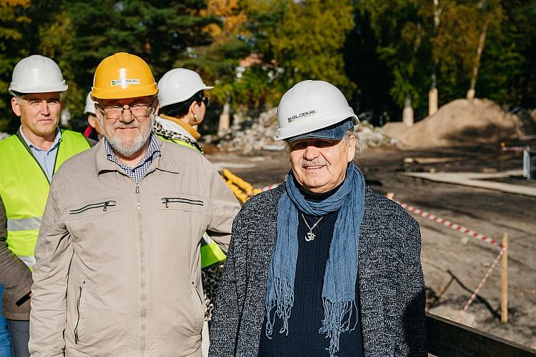 Koncertdārza "Pūt, vējiņi" pamatakmens ielikšanas svinīgais pasākums