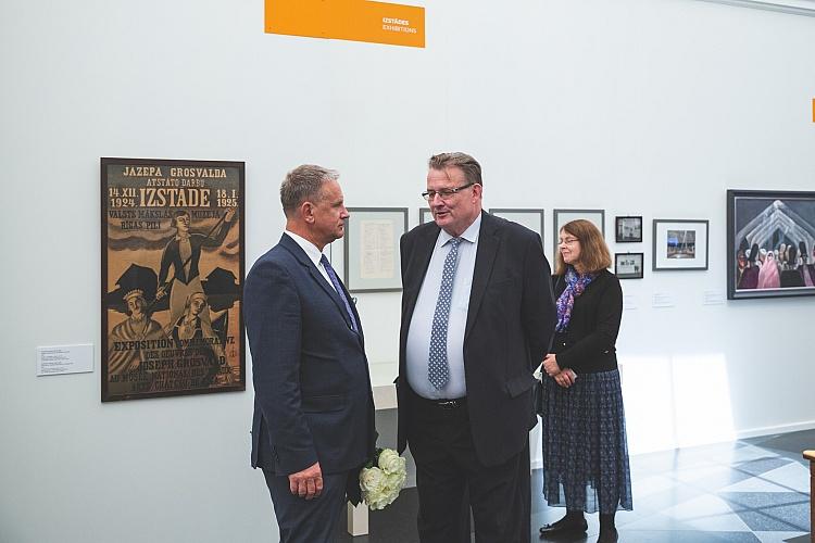 Valsts mākslas muzeja simtgadei veltītās izstādes “Mūsu muzejs” atklāšana