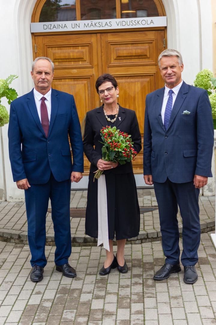 Kultūras ministrs apmeklē Daugavpils PIKC Saules skola jaunā mācību gada atklāšanas pasākumu