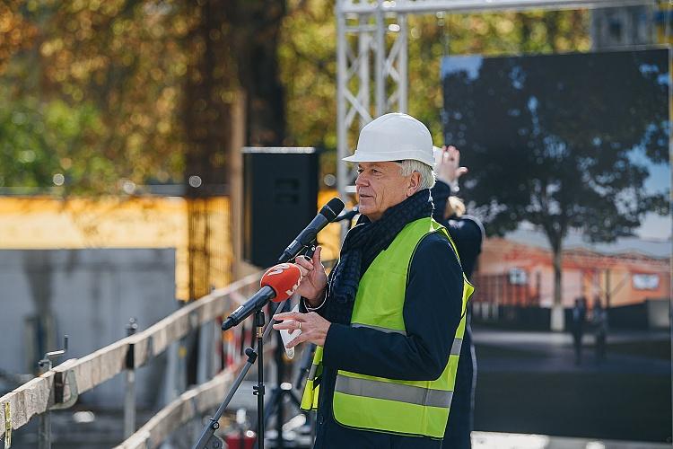 Koncertdārza "Pūt, vējiņi" pamatakmens ielikšanas svinīgais pasākums