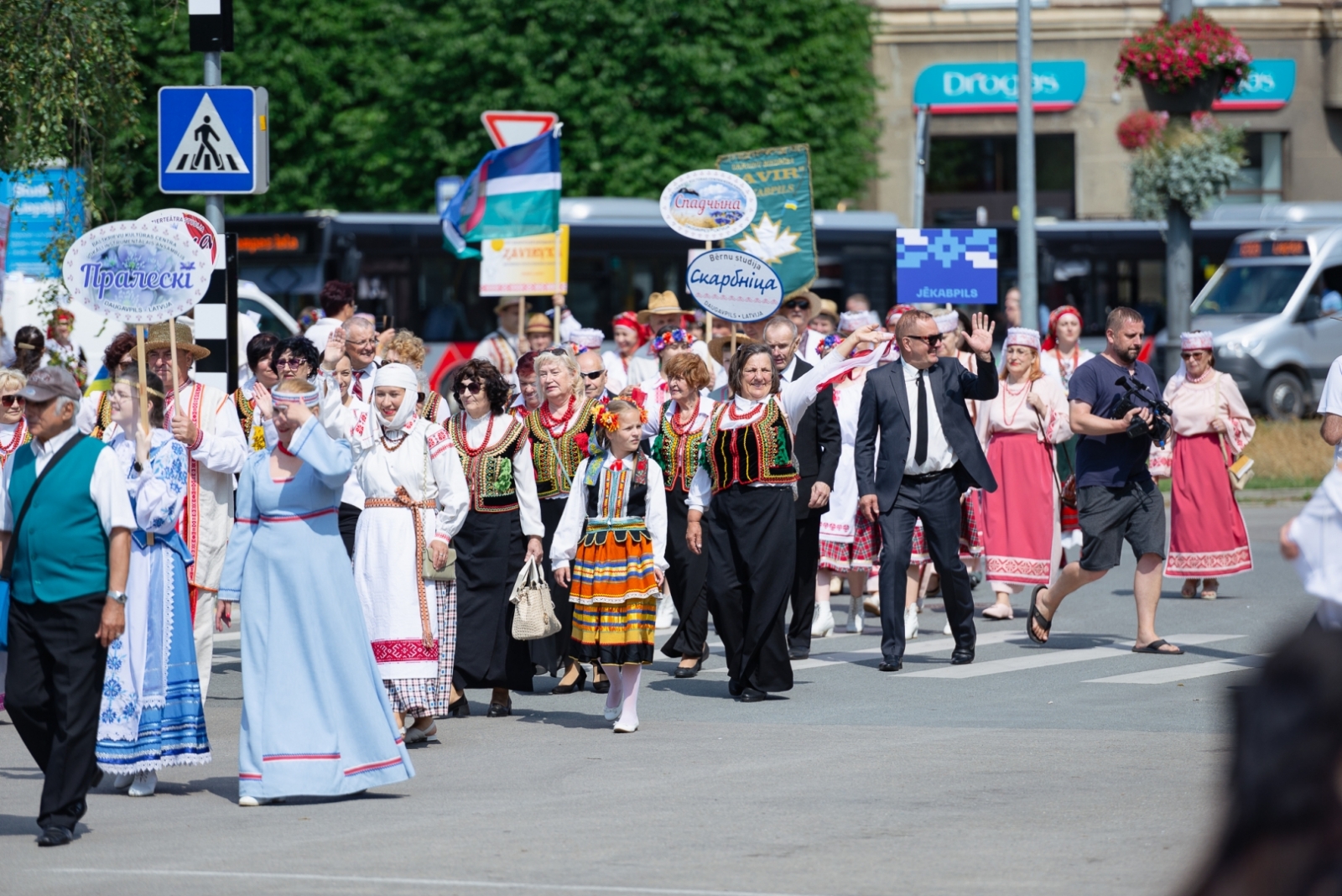 Kultūras ministre Agnese Lāce piedalās Latvijas mazākumtautību festivāla atklāšanā Liepājā